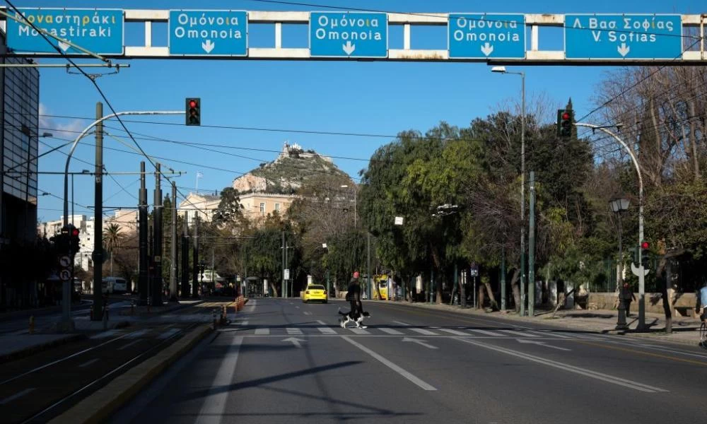 Πότε αναμένεται να δούμε "φως" στο τούνελ του lockdown